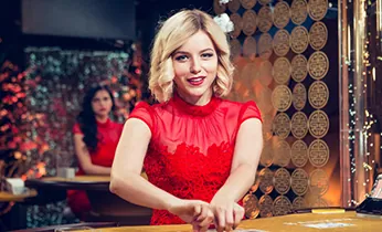 Tính năng đặc biệt và vòng quay miễn phí